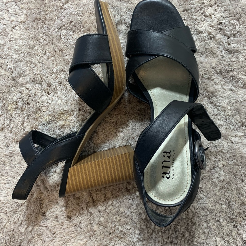 Ladies shoes